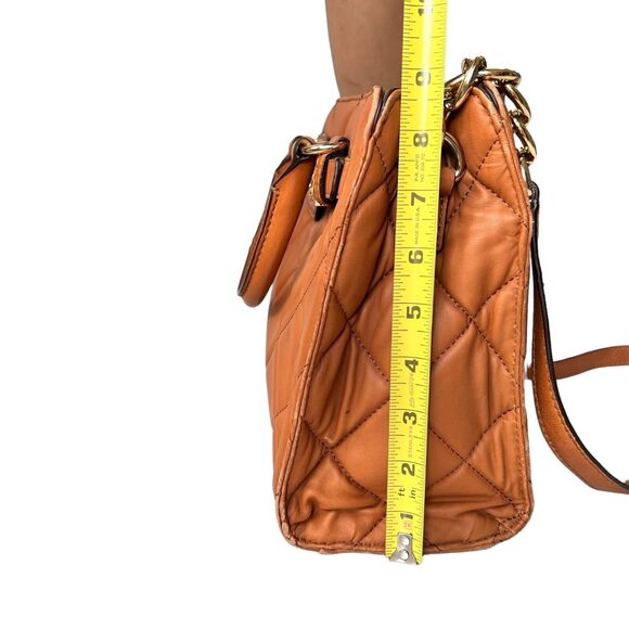 Michael Kors Quilted Shoulder Bag Carmel Tan Chain Multicompartment Handbag READ - Picture 10 of 16